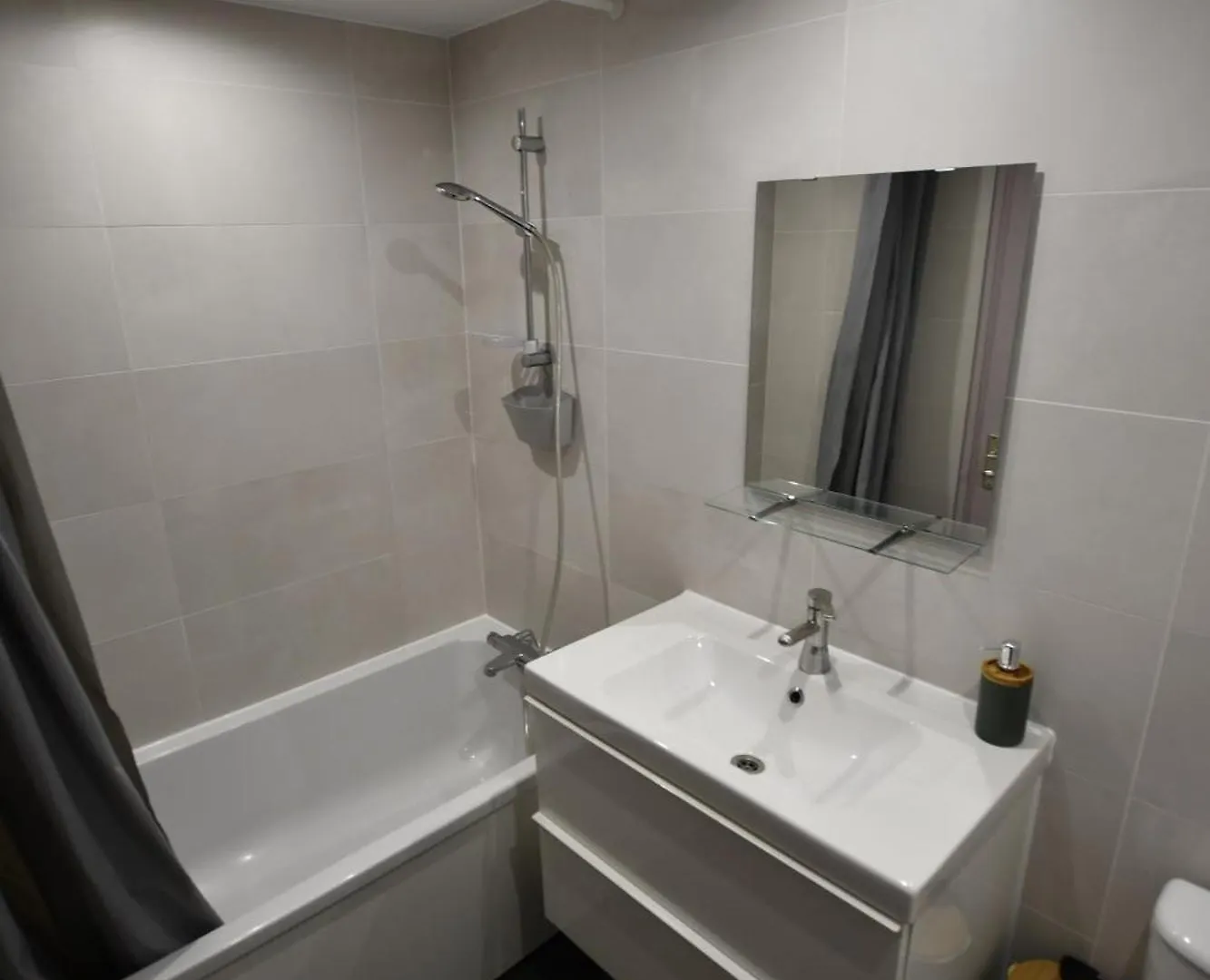 Cocon & Cosy Annecy Apartment 0*,