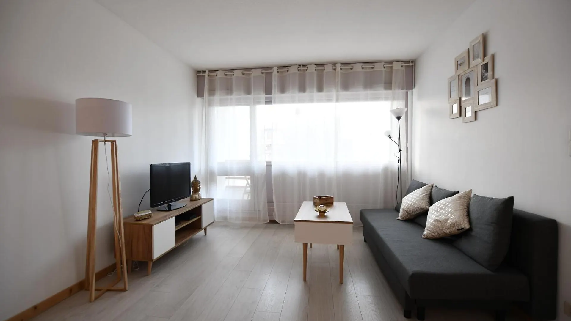 Cocon & Cosy Annecy Apartment 0*,  France
